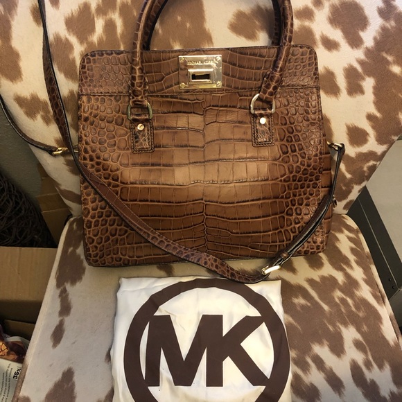 Michael Kors Astrid DK Walnut Large Satchel - Picture 2 of 5